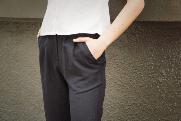 Narrow Trouser in Black